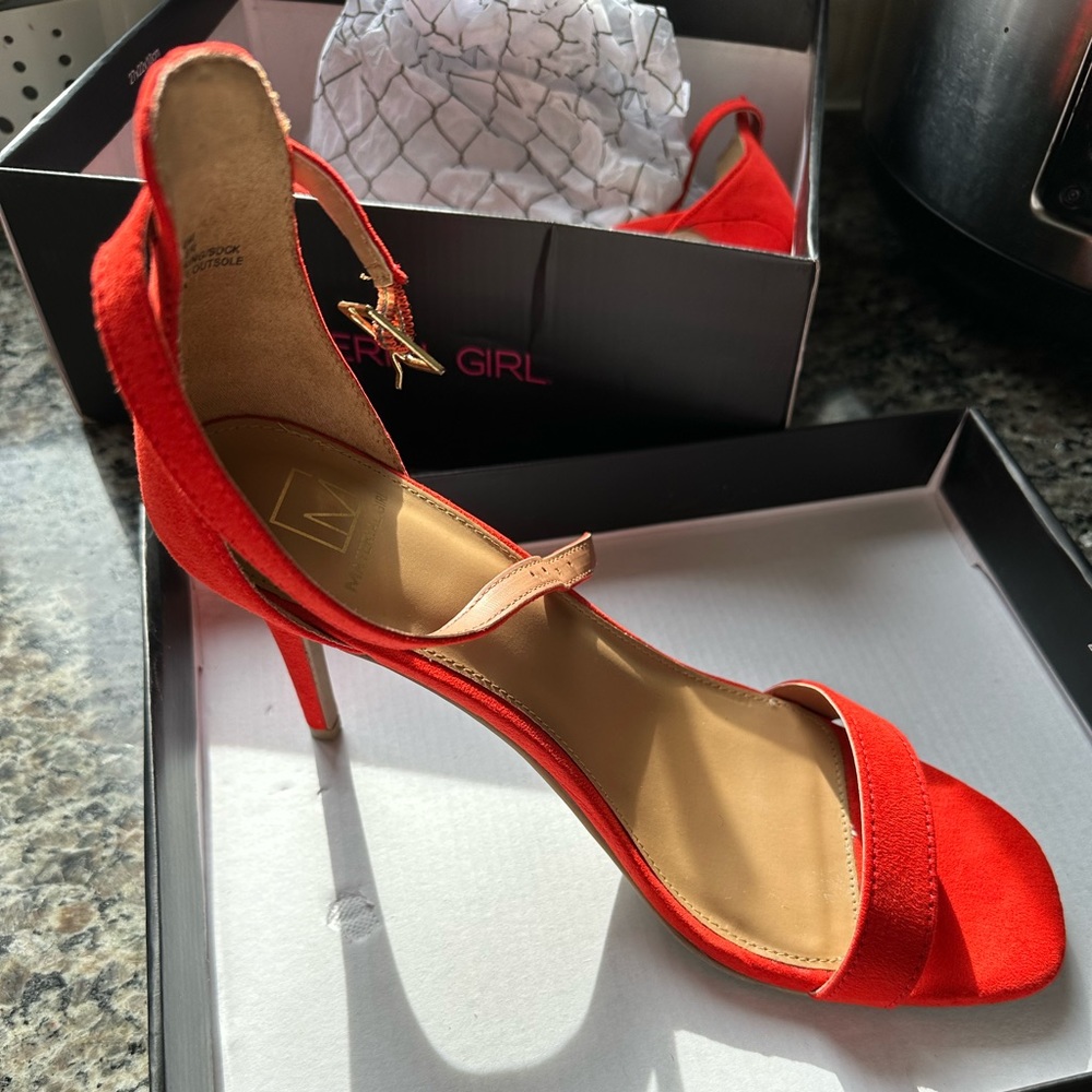 Tomato-red microsuede size 10 women’s sandals.